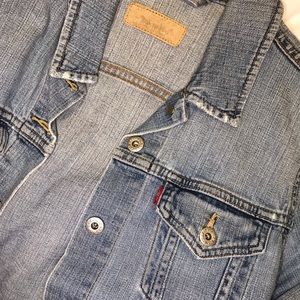 Classic Levi’s denim jacket